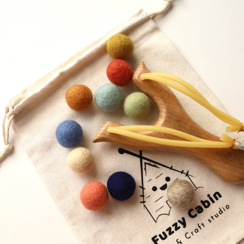 Color Felt Ball / Felt Heart Sling Shot