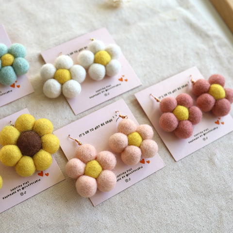 Daisy Flower Earrings