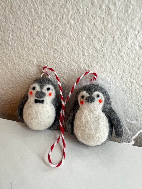 Handmade Wedding Penguin Pair Status / Ornament