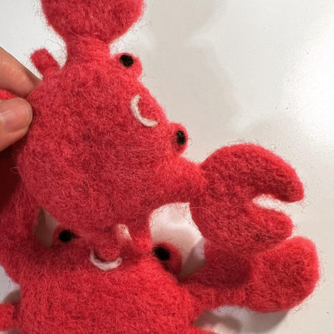 Felted Crabs Kit