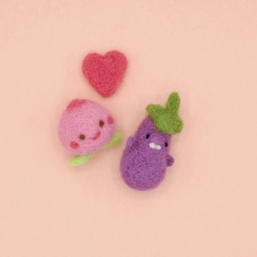Felted Peach and Eggplant Couple Kit