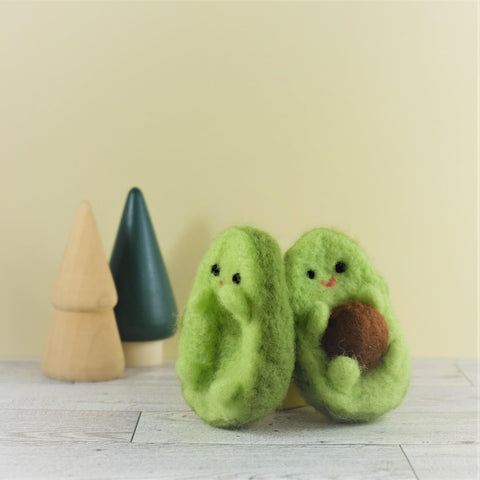 Felted Avocado Couple Kit (Large Kit)